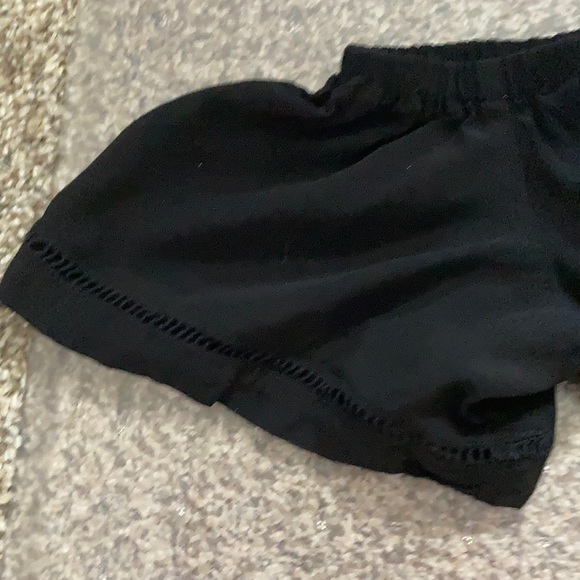 LOFT romper. Only worn twice. - Picture 3 of 6